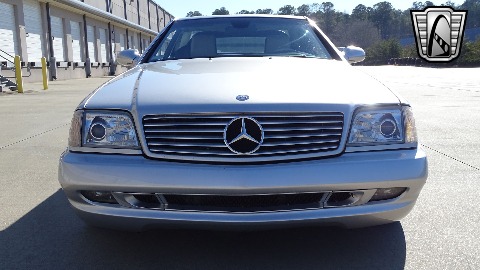 2002 Mercedes-Benz SL500 image 3