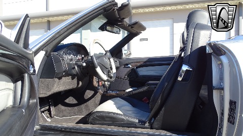 2002 Mercedes-Benz SL500 image 107