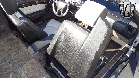 2002 Mercedes-Benz SL500 image 134