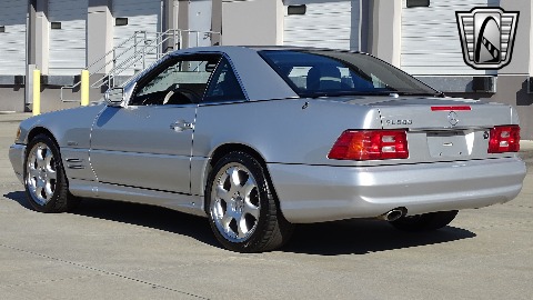 2002 Mercedes-Benz SL500 image 6