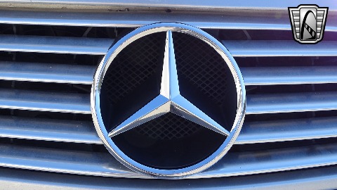2002 Mercedes-Benz SL500 image 136