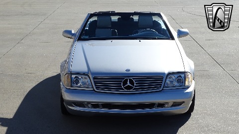 2002 Mercedes-Benz SL500 image 34