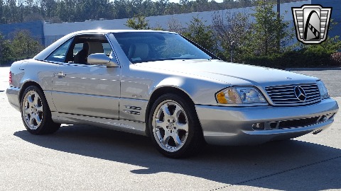 2002 Mercedes-Benz SL500 image 10