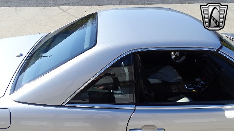 2002 Mercedes-Benz SL500 image 11