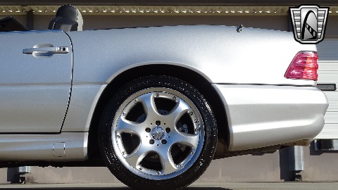 2002 Mercedes-Benz SL500 image 64