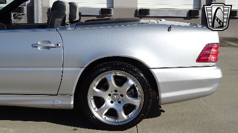 2002 Mercedes-Benz SL500 image 65