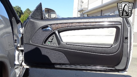 2002 Mercedes-Benz SL500 image 118