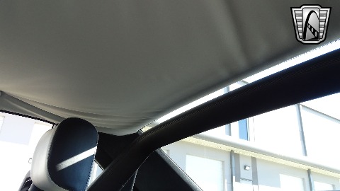 2002 Mercedes-Benz SL500 image 15