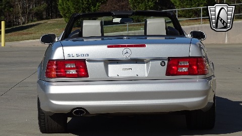 2002 Mercedes-Benz SL500 image 44