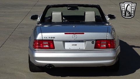 2002 Mercedes-Benz SL500 image 45