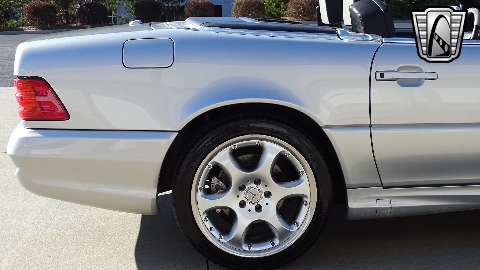 2002 Mercedes-Benz SL500 image 71
