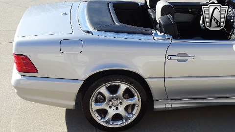 2002 Mercedes-Benz SL500 image 72