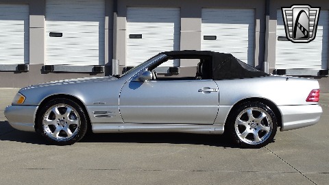 2002 Mercedes-Benz SL500 image 21