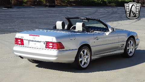 2002 Mercedes-Benz SL500 image 48