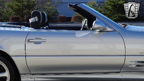2002 Mercedes-Benz SL500 image 74
