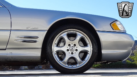 2002 Mercedes-Benz SL500 image 76