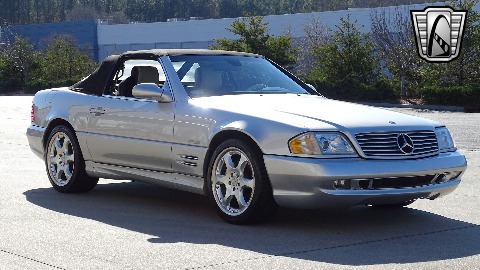 2002 Mercedes-Benz SL500 image 26