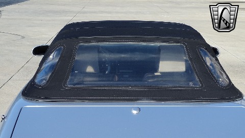 2002 Mercedes-Benz SL500 image 28