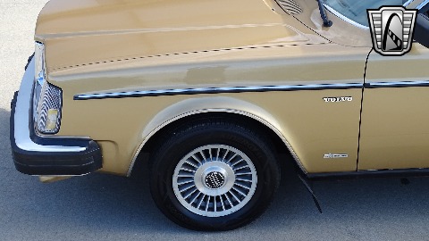 1981 Volvo 262C image 32