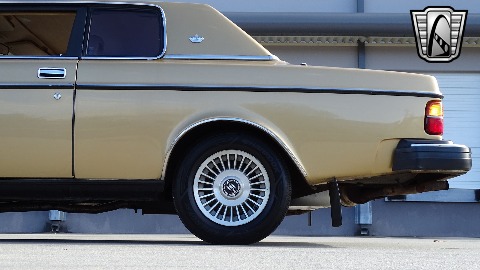 1981 Volvo 262C image 36