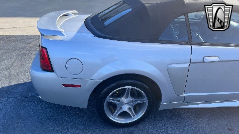 1999 Ford Mustang image 29