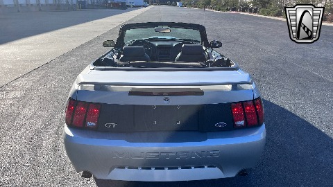 1999 Ford Mustang image 35