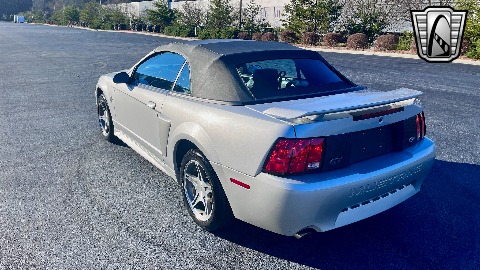 1999 Ford Mustang image 12