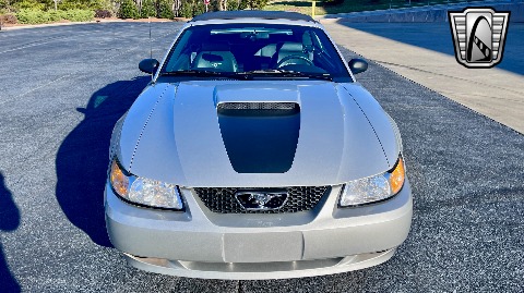 1999 Ford Mustang image 17
