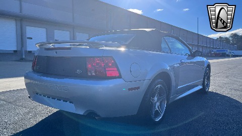 1999 Ford Mustang image 22