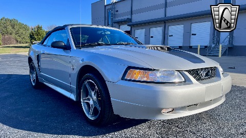 1999 Ford Mustang image 24
