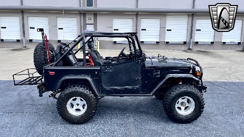 1977 Toyota FJ40 image 8