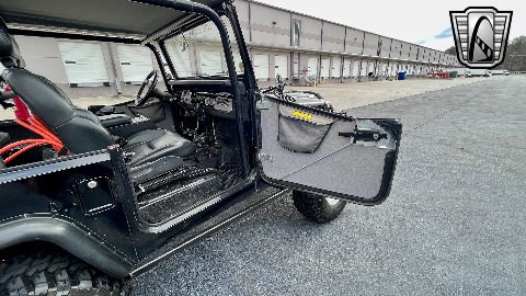 1977 Toyota FJ40 image 79