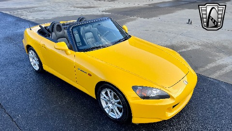 2005 Honda S2000 image 9