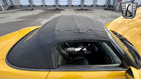 2005 Honda S2000 image 36