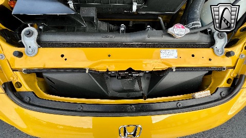 2005 Honda S2000 image 39