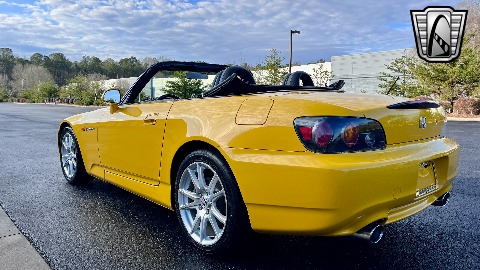 2005 Honda S2000 image 21