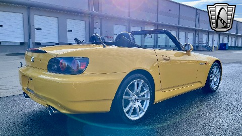 2005 Honda S2000 image 23