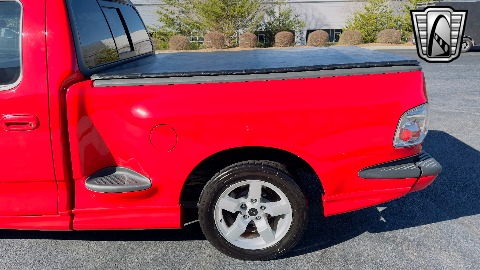 2001 Ford F150 image 29