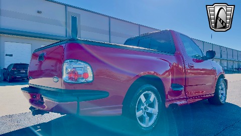 2001 Ford F150 image 23
