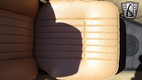 1970 MG MGB image 112