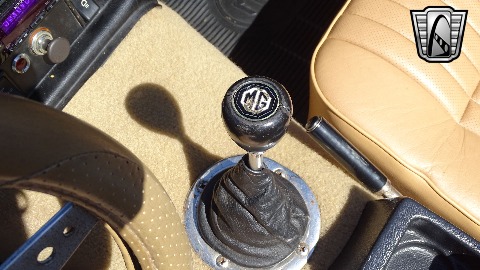 1970 MG MGB image 104