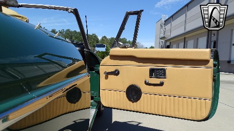 1970 MG MGB image 106