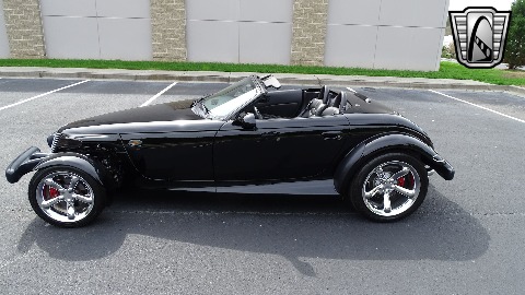 2000 Plymouth Prowler image 9