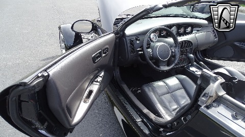 2000 Plymouth Prowler image 35