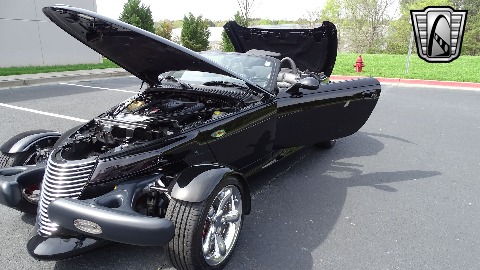 2000 Plymouth Prowler image 36
