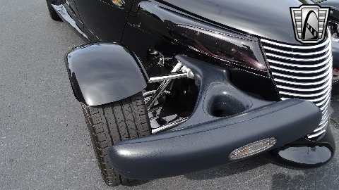 2000 Plymouth Prowler image 16