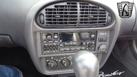 2000 Plymouth Prowler image 48