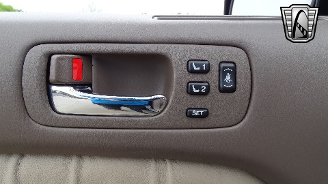 1996 Lexus LS400 image 81