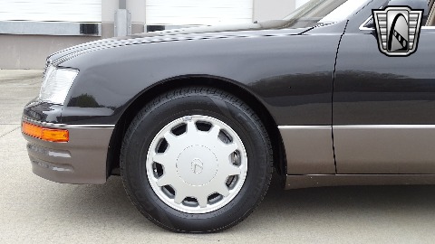 1996 Lexus LS400 image 31