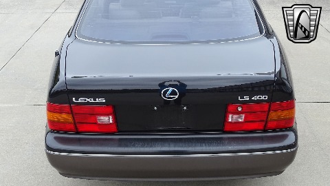 1996 Lexus LS400 image 41